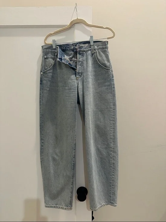 Daily blue jeans - Picture 1 of 3